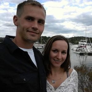 Meet your Posher, Devin